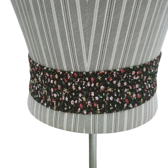 Ardene Spain Division Elastic Stretch Belt Asymmetric Faux Leather Floral  S/M - Picture 3 of 11